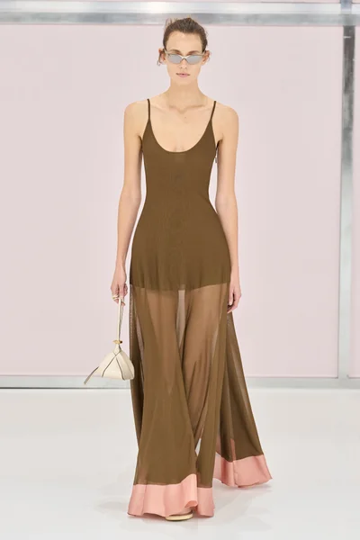 Look 30